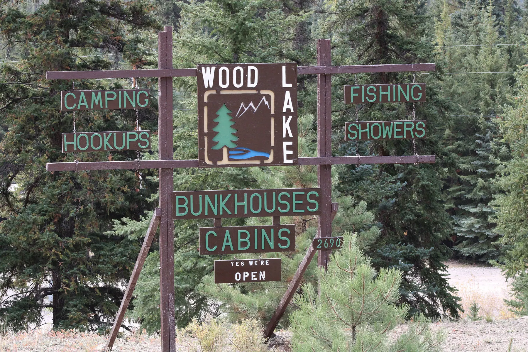 Woodlake Entrance Sign